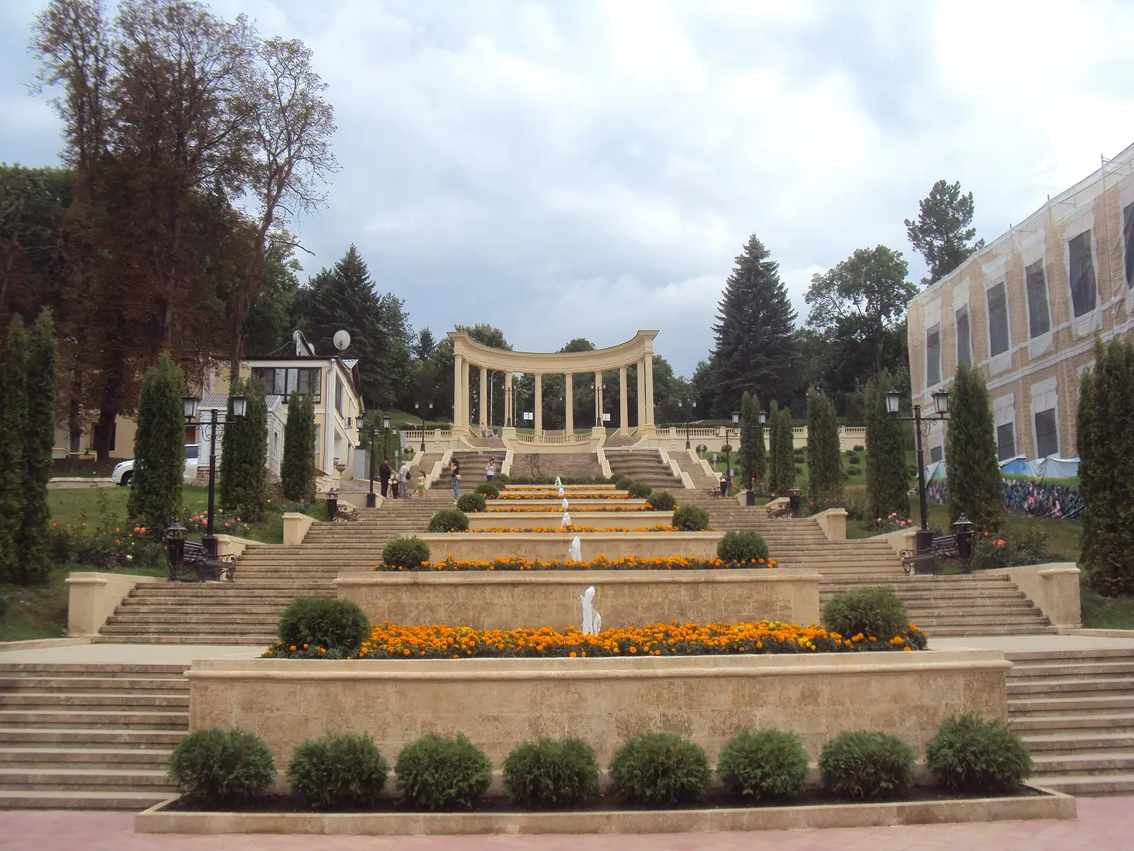 Каскадная лестница в Кисловодске