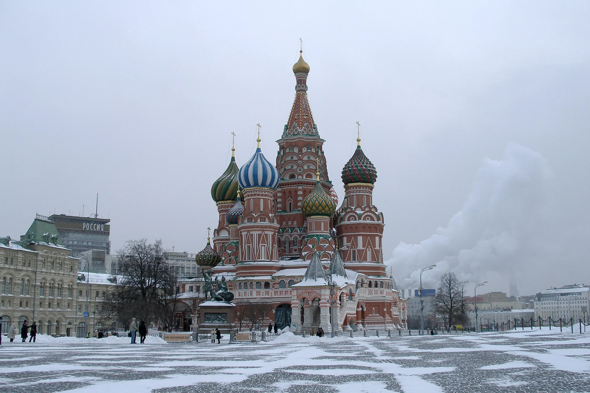 Храм Василия Блаженного и Красная площадь в Москве
