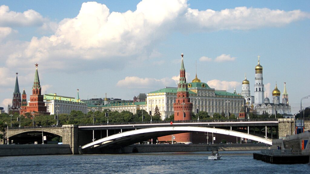 Московский Кремль со стороны Москвы-реки
